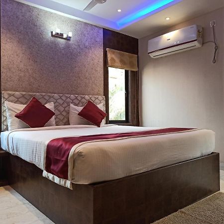 Hotel A P Home'S - A Boutique Hotel Guwahati Dış mekan fotoğraf